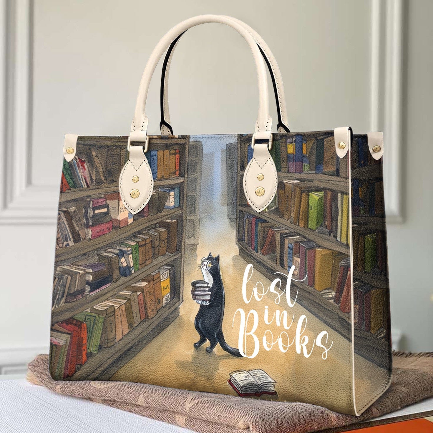 Leather Bag Reading Leather Bag Lost in books