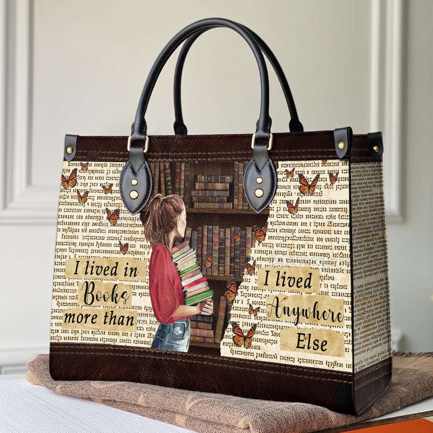  Leather Bag Reading Leather Bag Lived in books