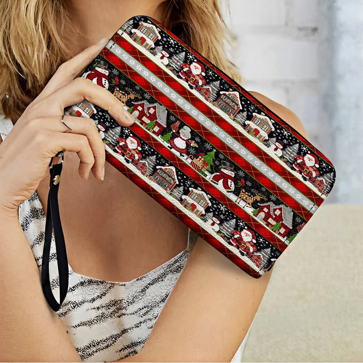  Leather Clutch Purse With Wristlet Strap Handle Santa?s Magical Christmas