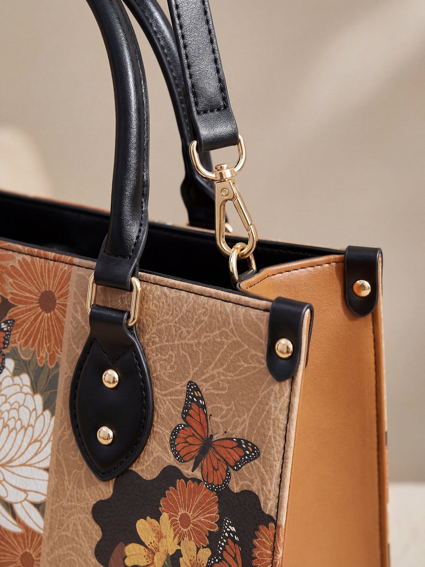 "Ayira" Leather Handbag Deal