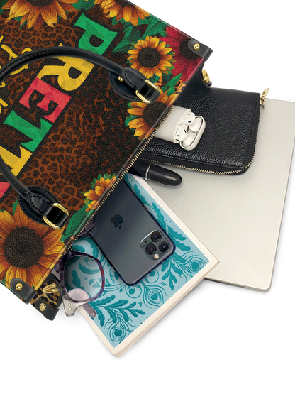 "Solya" Leather Handbag Deal